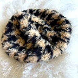 Dollskill Houndstooth Beret Neutral Black Hat Fuzzy